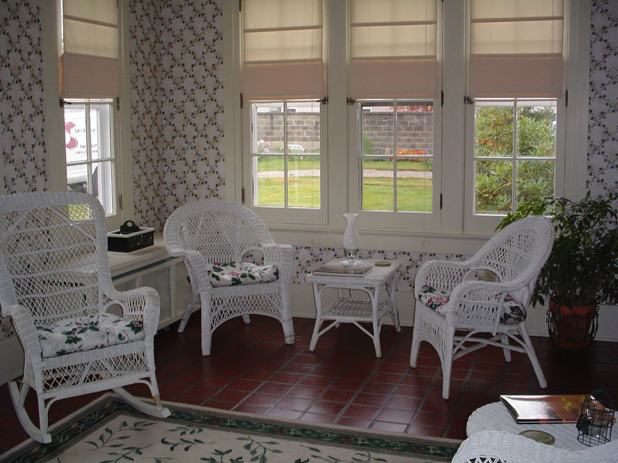 Sunroom2.jpg